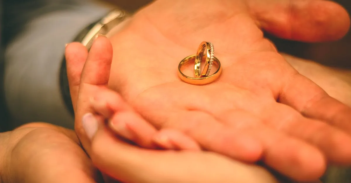 découvrez notre collection exclusive de bijoux élégants et raffinés pour toutes les occasions. bijoux en or, argent, pierres précieuses et bien plus encore.