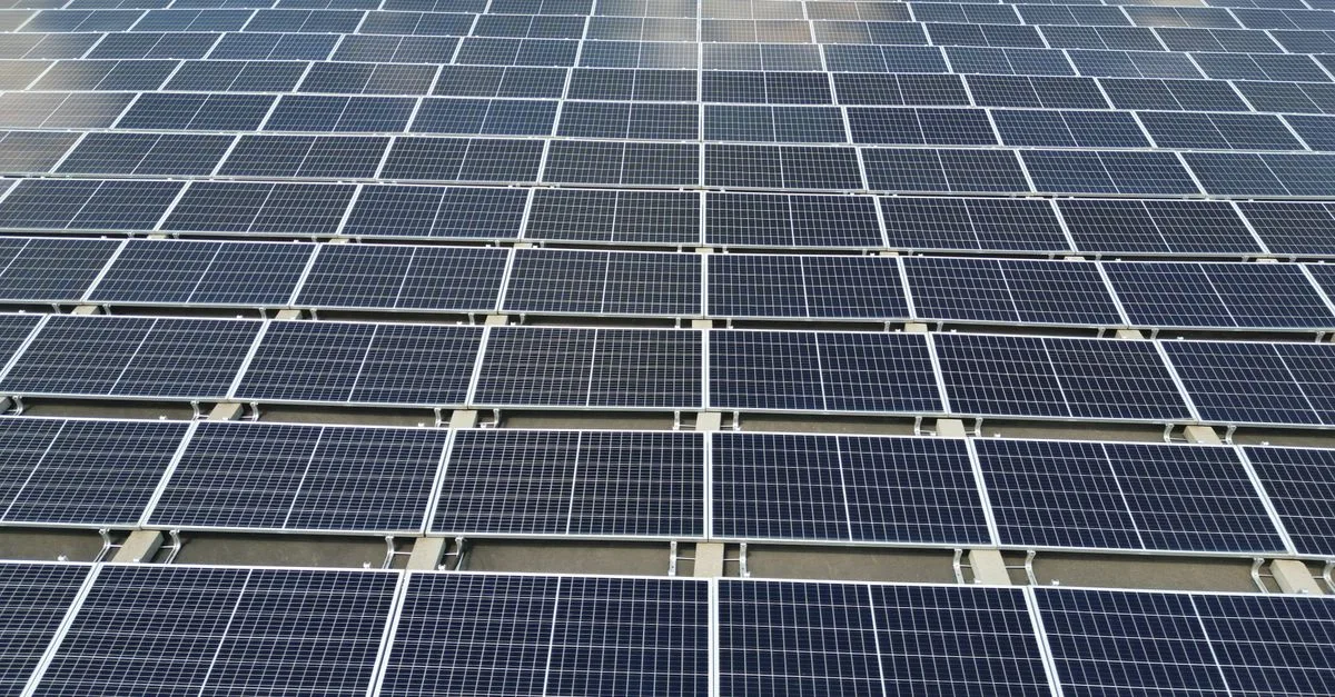 découvrez nos solutions de panneaux solaires performants et écologiques pour produire votre propre énergie renouvelable et réduire vos factures d'électricité.