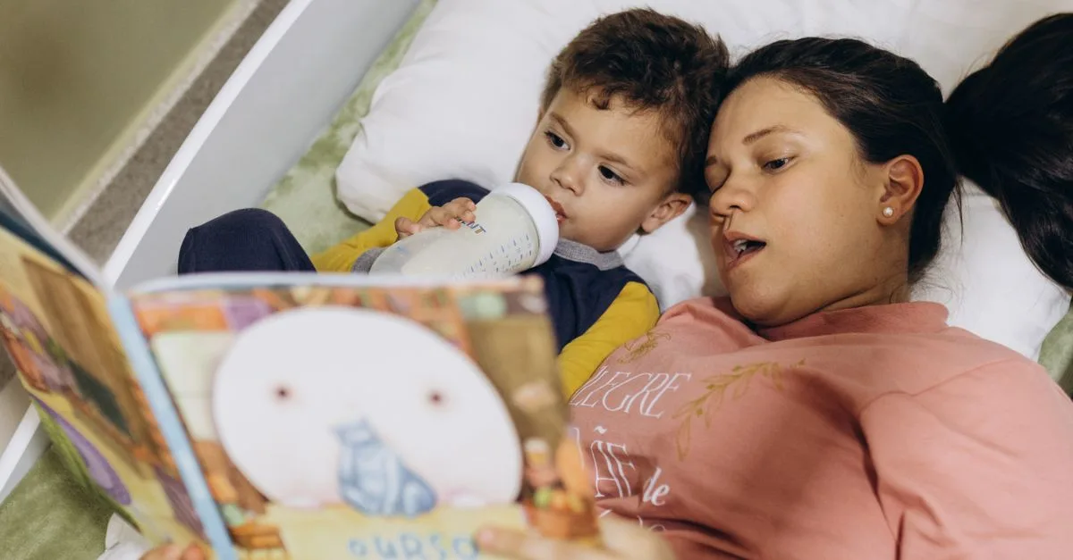 découvrez l'importance de la littératie précoce pour le développement des compétences en lecture et en écriture chez les jeunes enfants.