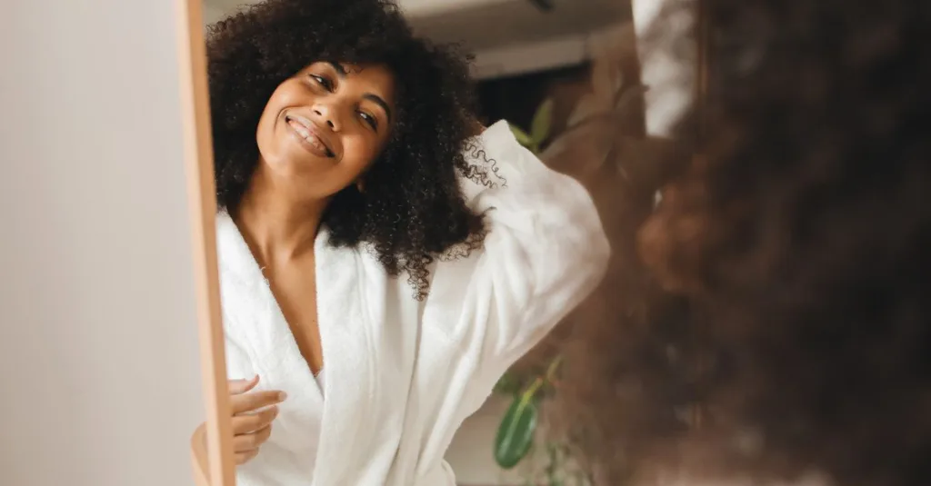 découvrez nos conseils et produits essentiels pour des soins capillaires efficaces et adaptés à tous les types de cheveux.
