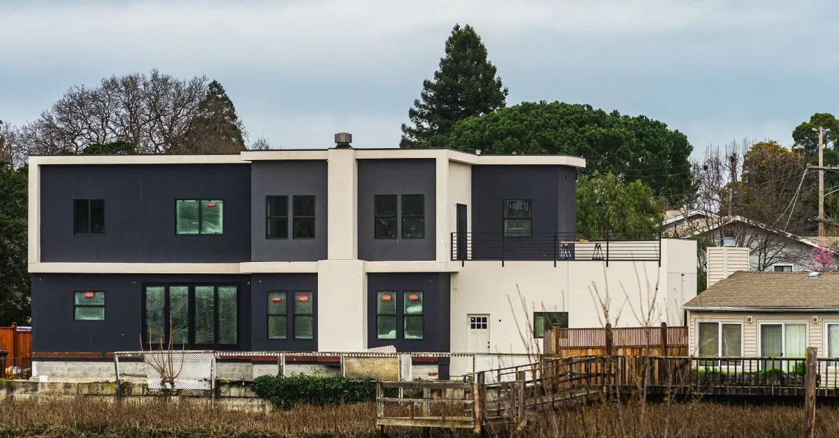 découvrez nos services de rénovation domiciliaire pour transformer votre maison en un espace moderne, confortable et fonctionnel. expertise, qualité et satisfaction garanties.